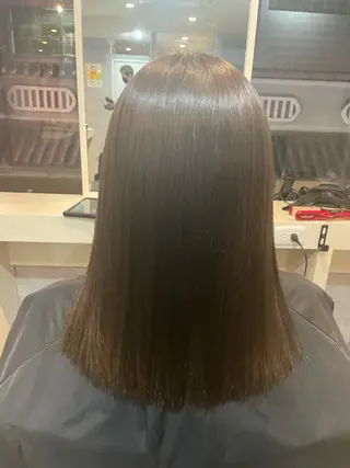 セミロング 髪質改善×縮毛矯正 ×艶カラーNAOのヘアスタイル