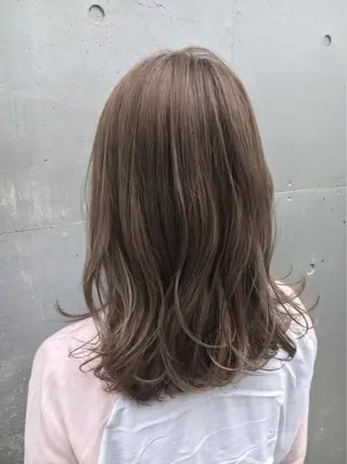 ミディアム カラー パーマ ヘアアレンジ キッズ ネイル マツエク・マツパ 野田 修平のヘアスタイル