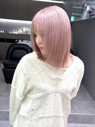 ミディアム カラー ukyo/ブリーチ/ バレイヤージュ/縮毛のヘアスタイル