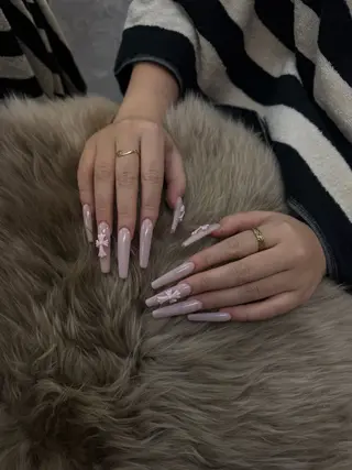 ネイル Saya 海外風 マグ 華やかのネイルデザイン