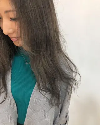 ロング カラー 横浜ブリーチムラ直し ハイトーン/ブリーチのヘアスタイル