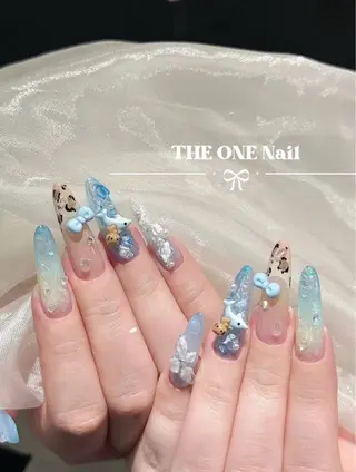 ネイル Theone栄店 赤松のネイルデザイン