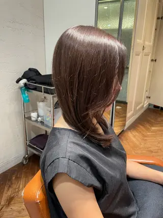 ミディアム 頭から整える美容師 松田のヘアスタイル