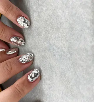 ネイル kiii.__ ✴︎*のネイルデザイン