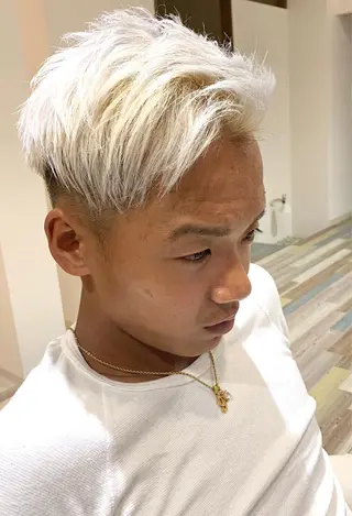 ショート メンズ 【男性専門】岩崎凌 ✂︎楽しい時間を!のヘアスタイル