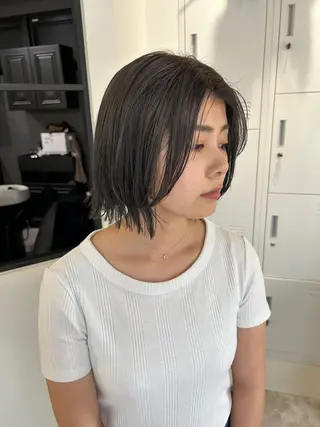 カラー パーマ 河野いずみ レイヤー/ボブ 🤍のヘアスタイル