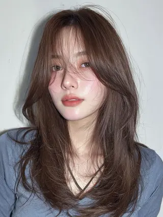 ロング カラー ☁️透明感カラー× レイヤー ☁️ノアのヘアスタイル