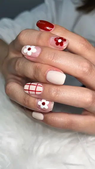 ネイル プライベートサロン N's Nailのネイルデザイン