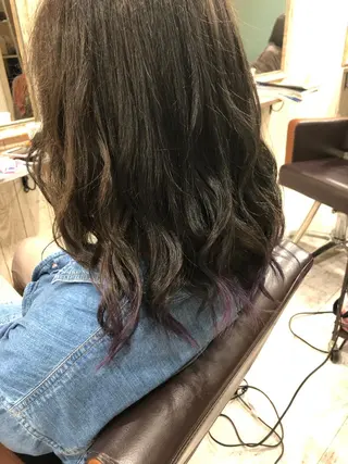 カラー みやもと まなみのヘアスタイル