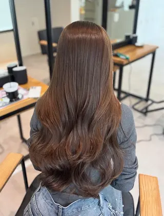 カラー 内田 有香/shiomiHのヘアスタイル