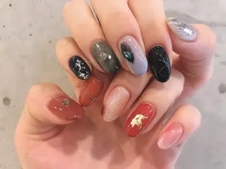 ショート カラー キッズ ネイル マツエク・マツパ illum hicariのネイルデザイン