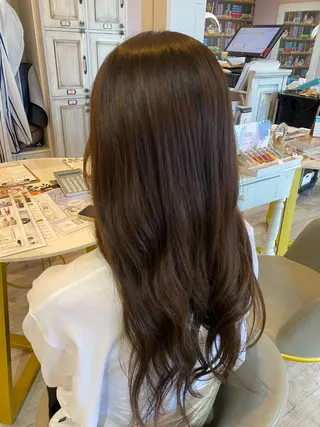 ロング かまだ しおりのヘアスタイル