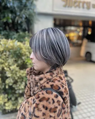ショート カラー 指名No.1💥 ユウトのヘアスタイル