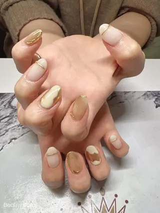 ネイル ガレンドウ 白澤 愛子のネイルデザイン