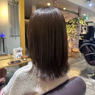 セミロング カラー Saki💛心斎橋 レイヤー/艶髪のヘアスタイル