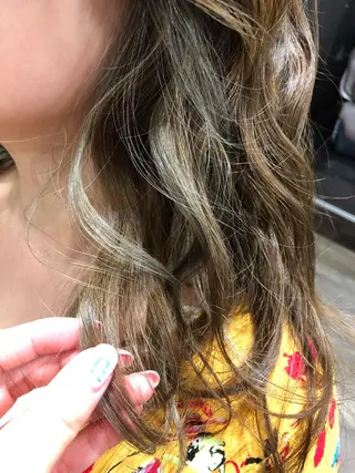 セミロング カラー pep natsumiのヘアスタイル