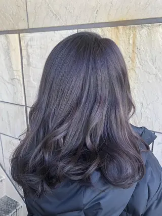 セミロング 🦄艶カラー×韓国 NANA💎🐬のヘアスタイル