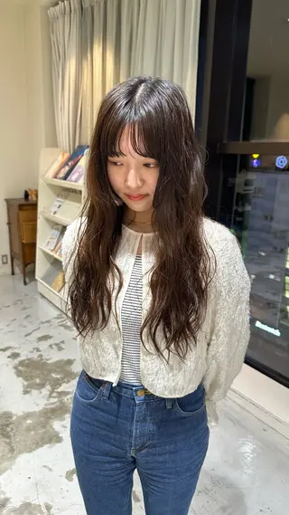 パーマ 山口 歩美佳のヘアスタイル