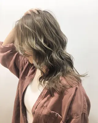 セミロング カラー テディ teddyのヘアスタイル