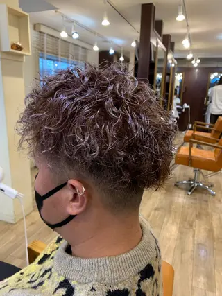ショート パーマ 永作 真司のヘアスタイル