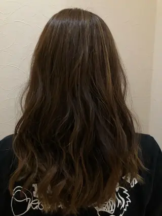 ミディアム カラー IVY villa Suzu.のヘアスタイル