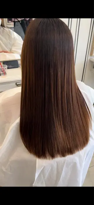 ロング 岡田 拓也のヘアスタイル