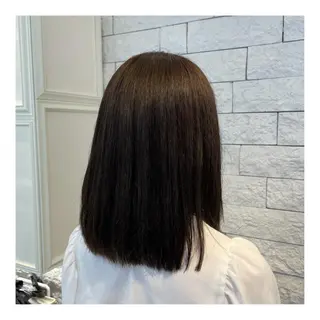 ミディアム カラー BiBi 藪 菜月のヘアスタイル