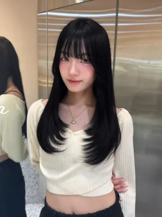 ロング カラー 今っぽレイヤーカット グレージュ/リョウヤのヘアスタイル