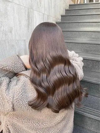 カラー 韓国系レイヤー特化 hiroのヘアスタイル