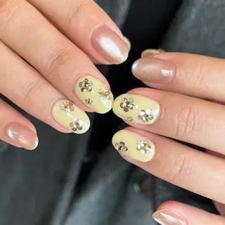 ネイル Ravi【胡町】 伊藤のネイルデザイン