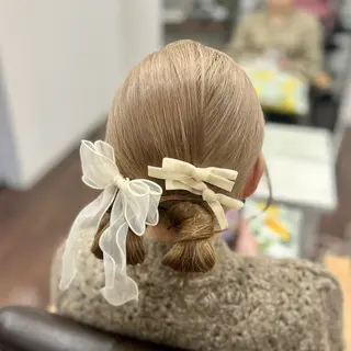 ロング カラー ヘアアレンジ 🤍 minaのヘアスタイル