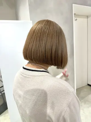 ショート カラー 可愛いベージュ作る 美容師/あかね🧸のヘアスタイル
