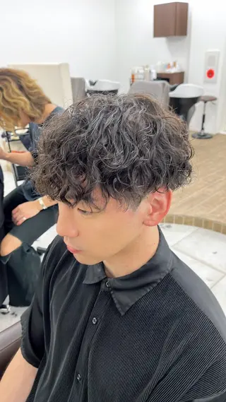 ショート パーマ メンズ 🏆メンズヘア特化 🥇代表りんぺーのヘアスタイル