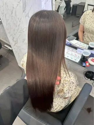 カラー ⋆✦ Leon カット¥1100のヘアスタイル