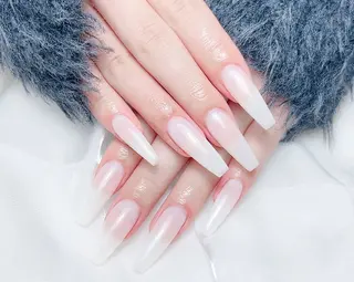 ネイル M🌷nail 長さだし専門店のネイルデザイン