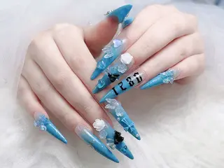 ネイル MoMoA Nail ネイル長さ出し専門店のネイルデザイン