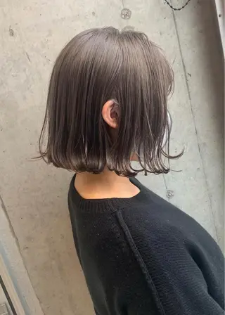 ミディアム hoNua. 栄/透明感カラーのヘアスタイル