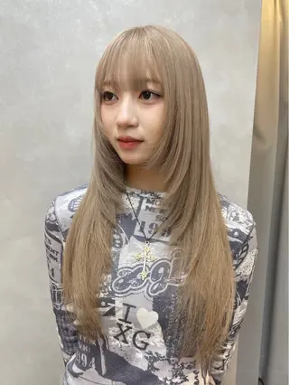 ロング カラー toyohara momokaのヘアスタイル