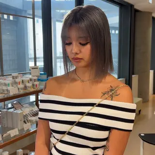 ショート カラー 旭岡龍明/ハイトーン /ケアブリーチのヘアスタイル