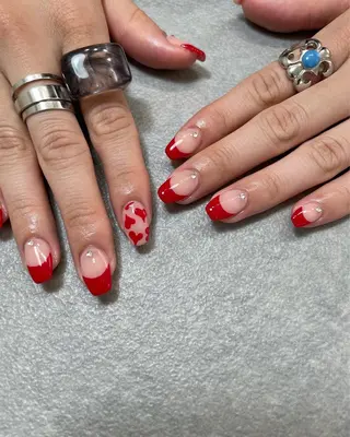 ネイル kiii.__ ✴︎*のネイルデザイン