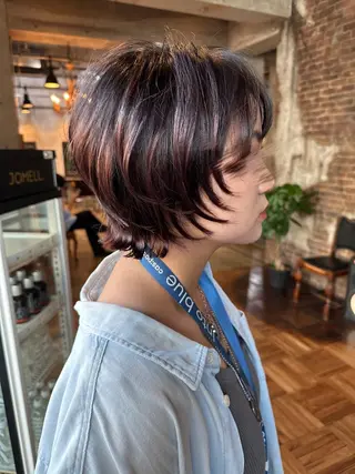 ショート MIYU透明感カラー ブリーチなしWカラーのヘアスタイル