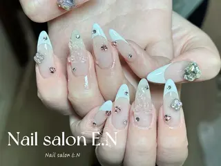 ネイル E.N🦋 長さ出し/持ち込みのネイルデザイン