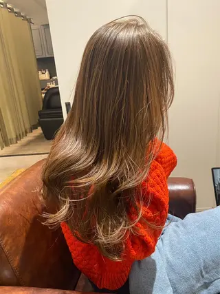 ロング カラー yuu /N° 大分中央町店のヘアスタイル