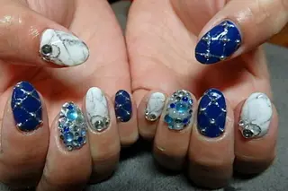 ネイル LAVISH nail salonのネイルデザイン