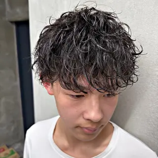 ショート カラー パーマ メンズ ブリーチモデル募集中 /伊藤優真のヘアスタイル