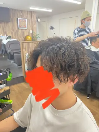 ショート パーマ メンズ 森田 滉平のヘアスタイル