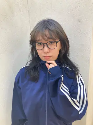 セミロング カラー ヘアアレンジ あべ えみのヘアスタイル