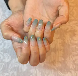 ネイル Reauty NailSalonのネイルデザイン