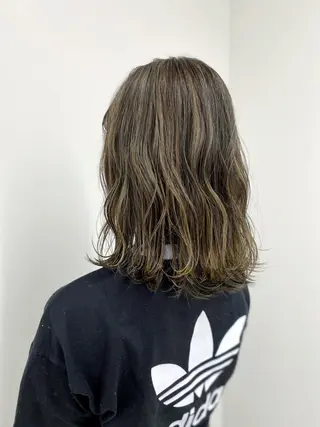 ミディアム カラー ⭐️当日OK⭐️ 岩田峻のヘアスタイル