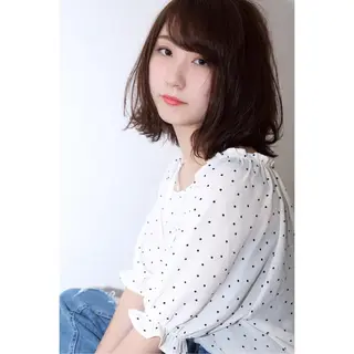 ミディアム カラー fio マナミのヘアスタイル